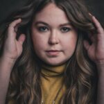 Jeni Valtinson - Music - Headshot 9