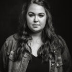 Jeni Valtinson - Music Headshot 3